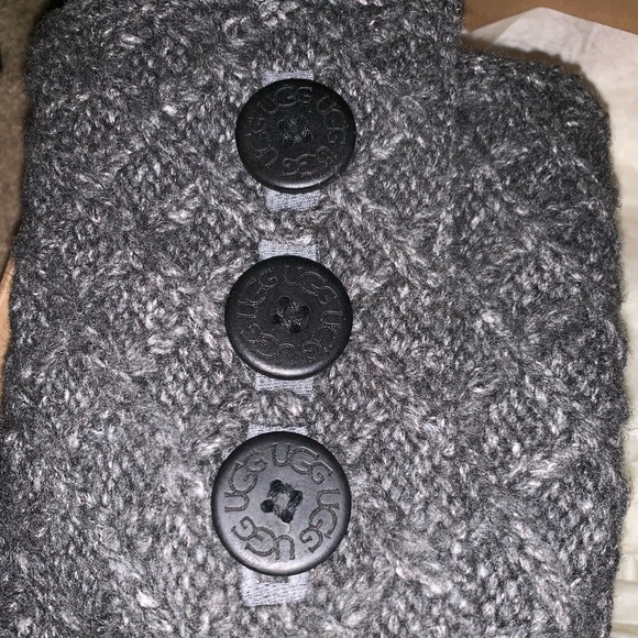 UGG sweater boots(Tall) - Picture 7 of 7